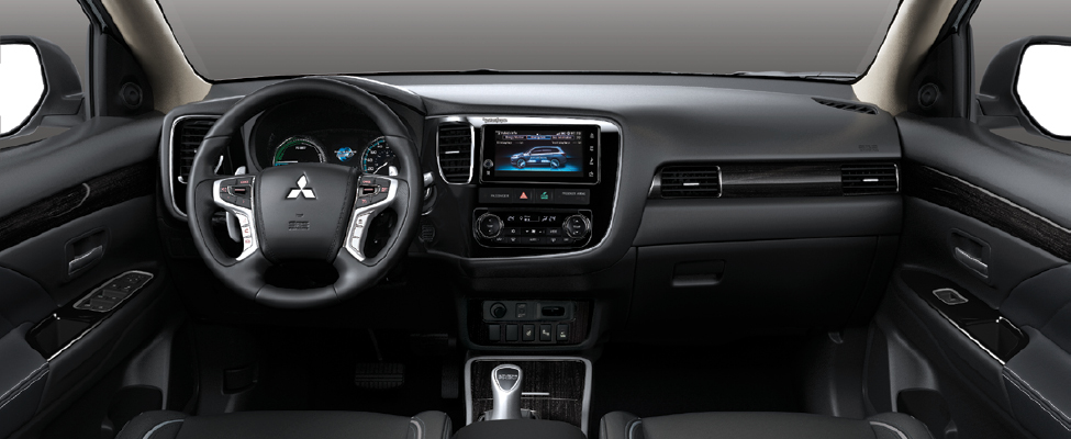 Interior and infotainment system of the Mitsubishi Outlander