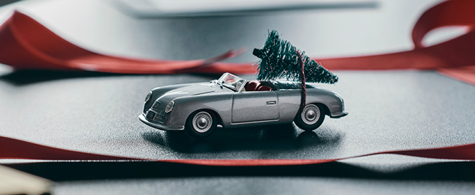 Porsche 356 Carrying Christmas tree